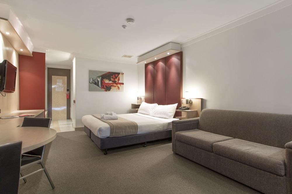 Metro Hotel Perth Exterior foto